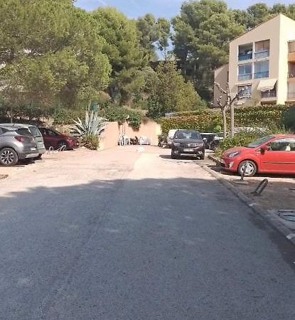 A La Semaine Ou Au Jour / Location Studio Meuble 30M² La Ciotat Eksteriør bilde